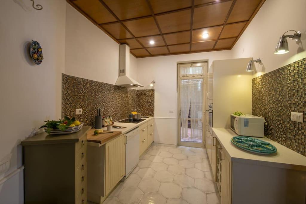 Matisse Apartment